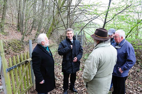 Gespräch in Petersdorf (Foto: privat) Gespräch in Petersdorf (Foto: privat)