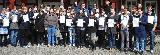 Freiwillige (Foto: FHN) Freiwillige (Foto: FHN)