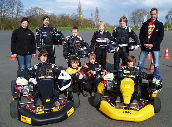 Kartsaison wird eröffnet (Foto: privat) Kartsaison wird eröffnet (Foto: privat)