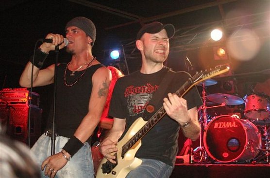 Söhne des Donners (Foto: Agentur) Söhne des Donners (Foto: Agentur)