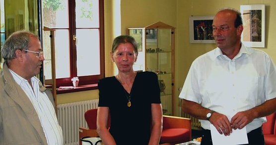 Ilona Lauer (Bildmitte) (Foto: Thiel)