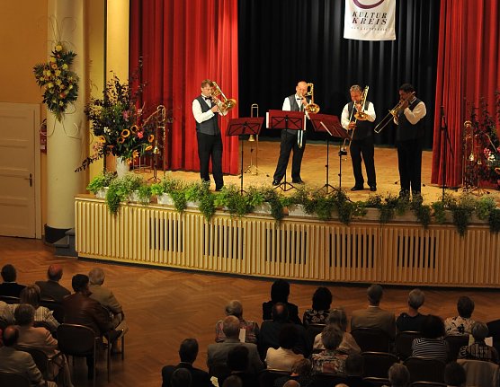 Opus 4 (Foto: Agentur) Opus 4 (Foto: Agentur)