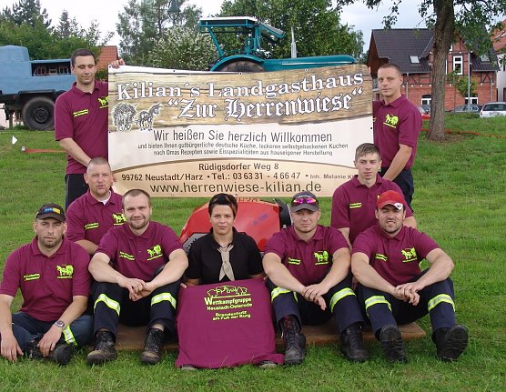 Kameraden sagen Dankesch&ouml;n (Foto: privat)