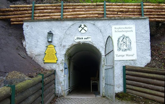 Besuch in der Langen Wand (Foto: M. Kappler)