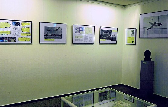 Ausstellung in der Kreissparkasse (Foto: Archiv Kneffel)