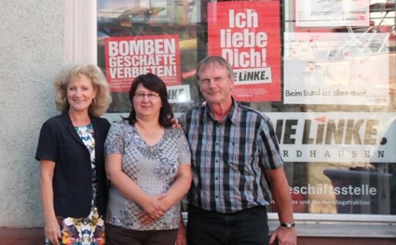 Die Neue und die Ehemaligen (Foto: LINKE)