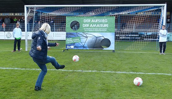 Kultur gegen Sport gegen Torwand (Foto: B. Susemihl) Kultur gegen Sport gegen Torwand (Foto: B. Susemihl)