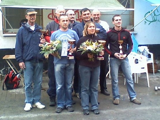 Die Sieger im Vordergrund (Foto: nnz)