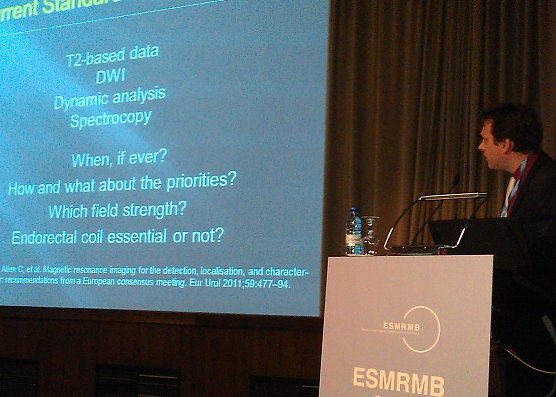 Dr. Ansgar Malich bei einem seiner Vorträge (Foto: SHK) Dr. Ansgar Malich bei einem seiner Vorträge (Foto: SHK)