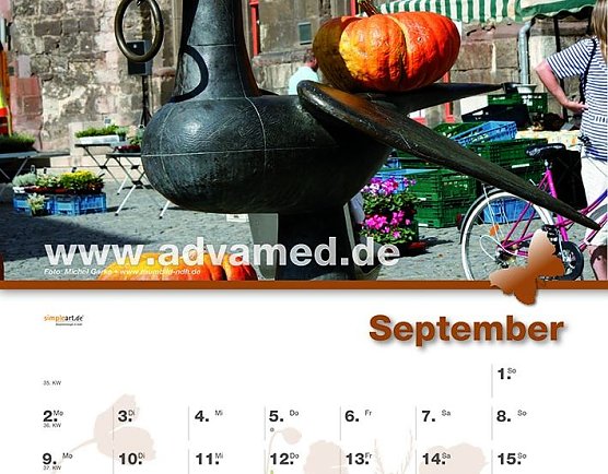 Kalender in zweite Auflage (Foto: Advamed/Garke)