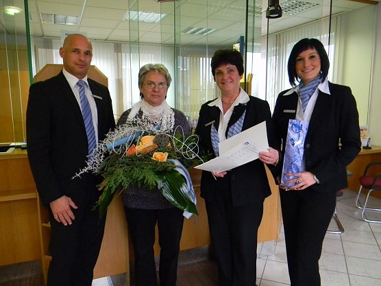 Herzlich begr&uuml;&szlig;t (Foto: Nordth&uuml;ringer Volksbank)