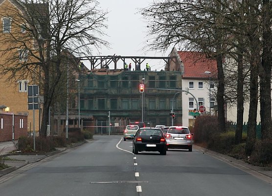Haus wird abgerissen (Foto: nnz) Haus wird abgerissen (Foto: nnz)