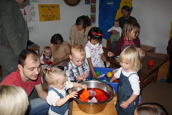 Treffen im Gemeindehaus (Foto: privat) Treffen im Gemeindehaus (Foto: privat)