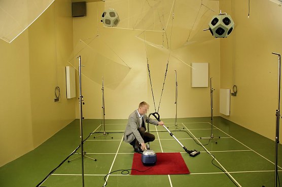 Staubsauger im Test (Foto: Stiftung Warentest)