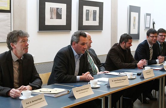 Flyer und Zusammenarbeit vorgestellt (Foto: nnz)