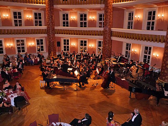 Schlossball er&ouml;ffnet (Foto: Karl-Heinz Herrmann)