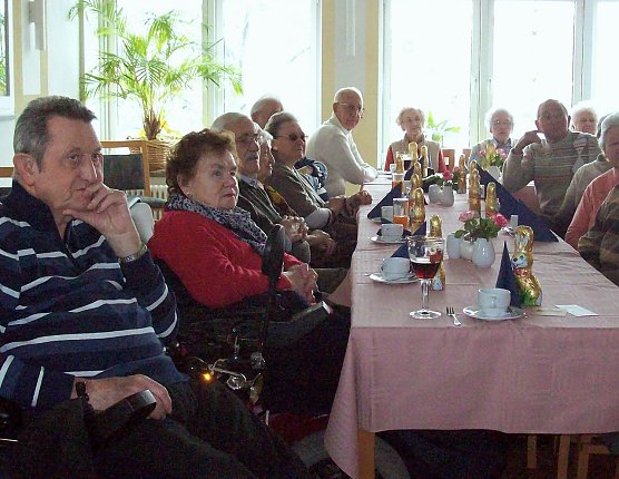 Blick auf die Gäste (Foto: Renate John) Blick auf die Gäste (Foto: Renate John)