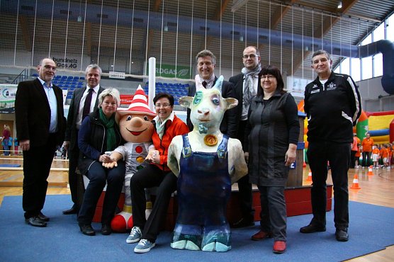 Turnb&ouml;ckchen und Schiff segeln nach G&ouml;rsbach (Foto: KSB)
