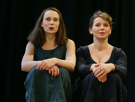 M&auml;rchen erz&auml;hlen (Foto: Agentur)