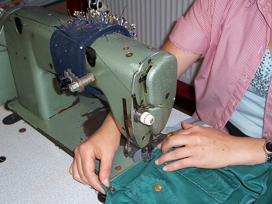 Mit der Maschine (Foto: nnz)