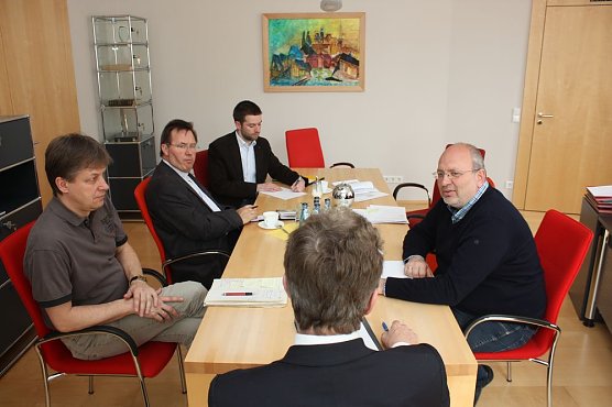 Gespr&auml;ch beim OB (Foto: Patrick Grabe)