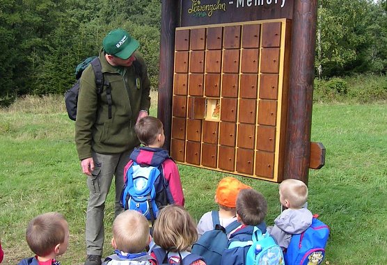 Viel los auf dem HohneHof (Foto: Susanne Reibetanz) Viel los auf dem HohneHof (Foto: Susanne Reibetanz)