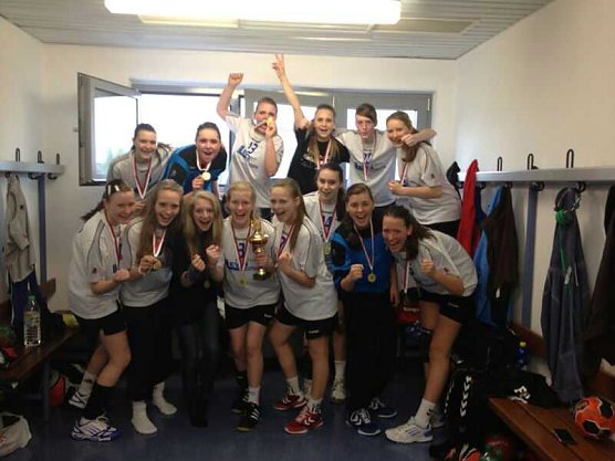 Landesmeister: weibliche Jugend A (Foto: NSV) Landesmeister: weibliche Jugend A (Foto: NSV)