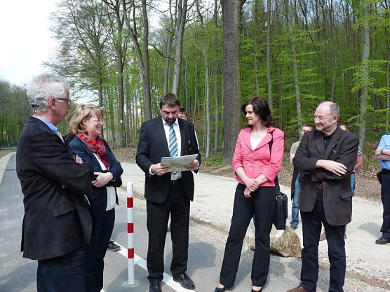 Rad- und Nahverkehr eng verknüpfen (Foto: Karl-Heinz Herrmann) Rad- und Nahverkehr eng verknüpfen (Foto: Karl-Heinz Herrmann)