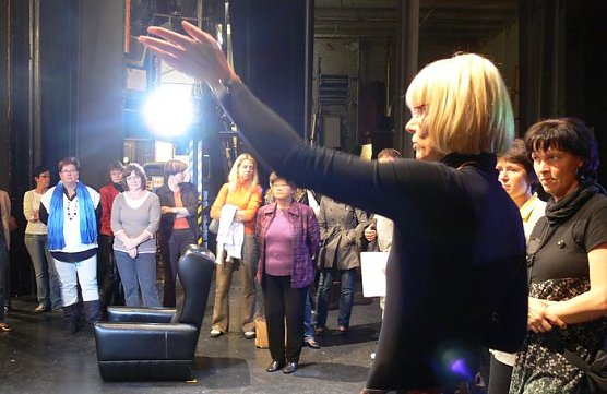 Lernen im Theater (Foto: Kühn) Lernen im Theater (Foto: Kühn)