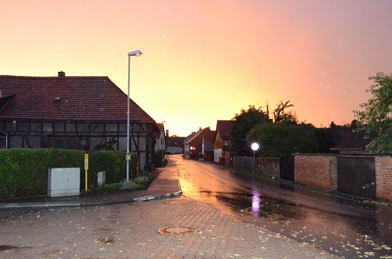 Unwetter in Buchholz (Foto: Helmut Michel) Unwetter in Buchholz (Foto: Helmut Michel)