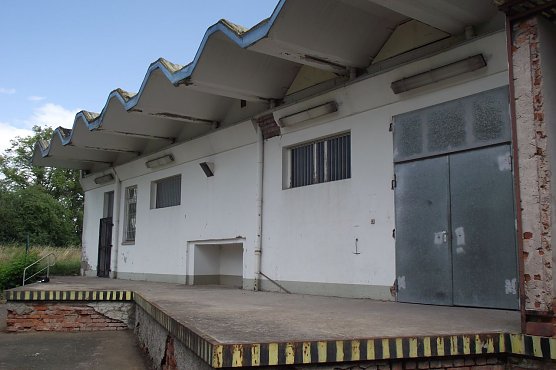 Neues Leben in alter Halle (Foto: K. Frank)