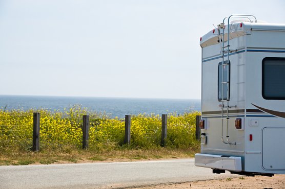 Augen auf bei Kauf eines gebrauchten Wohnwagens (Foto: Jupiterimages/Photos.com/Thinkstock)