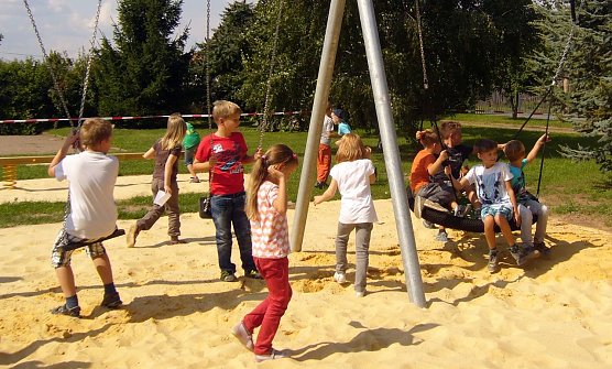 Spielplatz "eingenommen" (Foto: privat) Spielplatz "eingenommen" (Foto: privat)