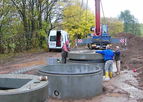 Kompakte Kläranlage (Foto: TiRo) Kompakte Kläranlage (Foto: TiRo)