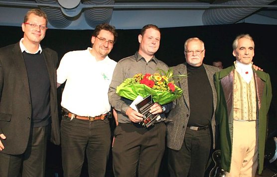 Jubil&auml;umsgast begr&uuml;&szlig;t (Foto: HSB)