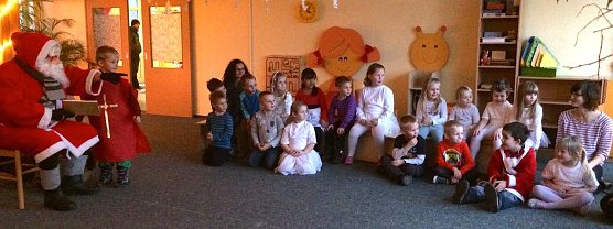 Weihnachtsmann bei den "K&auml;fern" (Foto: privat)