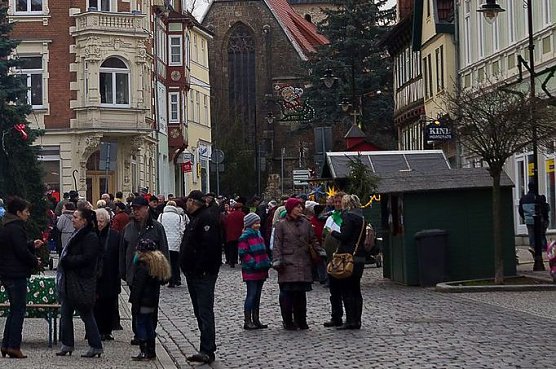 Weihnachtsmarkt eröffnet (Foto: Gernot Thelemann) Weihnachtsmarkt eröffnet (Foto: Gernot Thelemann)