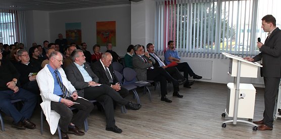 Begrüßung (Foto: nnz) Begrüßung (Foto: nnz)