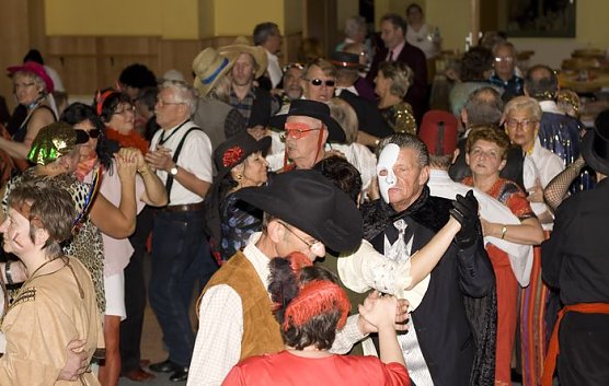 Närrischer Tanztee (Foto: nnz) Närrischer Tanztee (Foto: nnz)