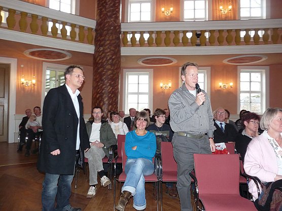 Kardinal Meisner in Sondershausen (Foto: Karl-Heinz Herrmann) Kardinal Meisner in Sondershausen (Foto: Karl-Heinz Herrmann)