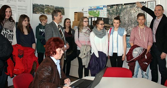 Informiert (Foto: I. Bergmann|Stadtverwaltung Nordhausen)