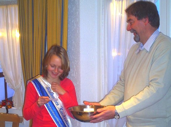 Glücksfee in Aktion (Foto: pln) Glücksfee in Aktion (Foto: pln)