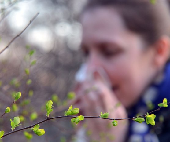 Heuschnupfen - was tun? (Foto: Johanniter-Unfall-Hilfe e.V. /Julian J. Rossig)