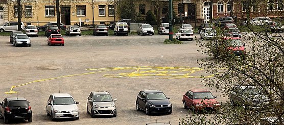 Ein gelbes Band (Foto: Peter Blei)