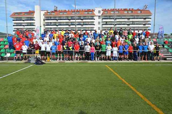 Gruppenbild (Foto: KOMM MIT) Gruppenbild (Foto: KOMM MIT)