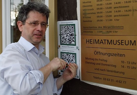 Dirk Erfurt schraubt die Codes an (Foto: privat) Dirk Erfurt schraubt die Codes an (Foto: privat)