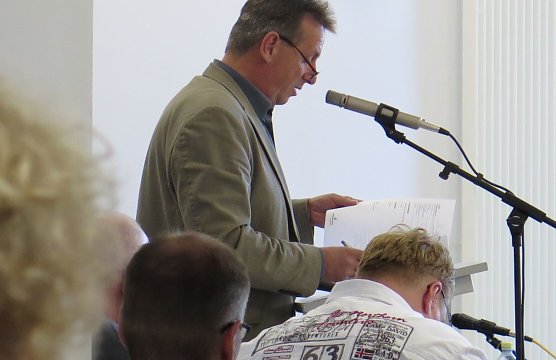 Wieninger kämpft für den SPD-Antrag (Foto: nnz) Wieninger kämpft für den SPD-Antrag (Foto: nnz)