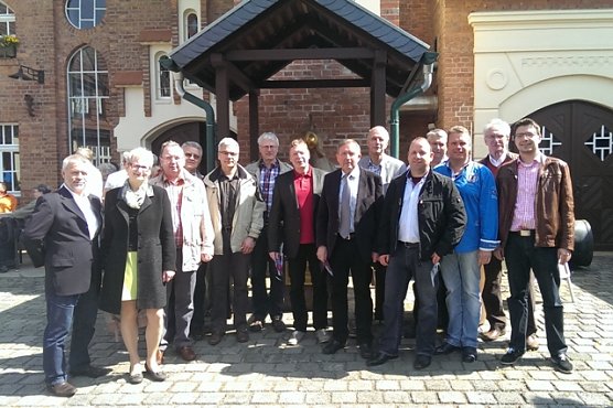 CDU-Stadtratsfraktion in Ndh (Foto: H. Funke) CDU-Stadtratsfraktion in Ndh (Foto: H. Funke)