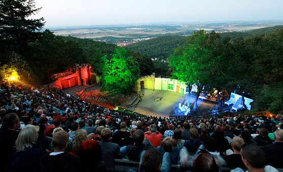 Einzigartige Atmosphäre (Foto: Harzer Bergtheater) Einzigartige Atmosphäre (Foto: Harzer Bergtheater)