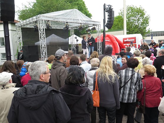 Bühnenprogramm zum Autofrühling (Foto: nnz) Bühnenprogramm zum Autofrühling (Foto: nnz)